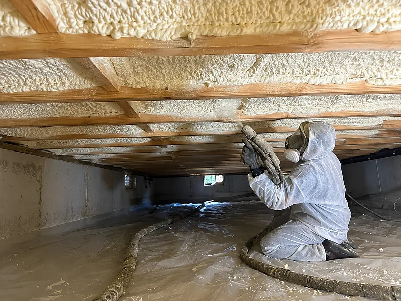 Crawl space spray foam insulation